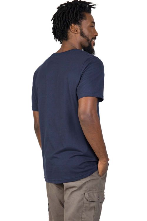 T-Shirt Básica Fit Azul Marinho