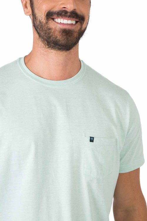 T-Shirt Básica Comfort Mescla Com Bolso Azul Claro