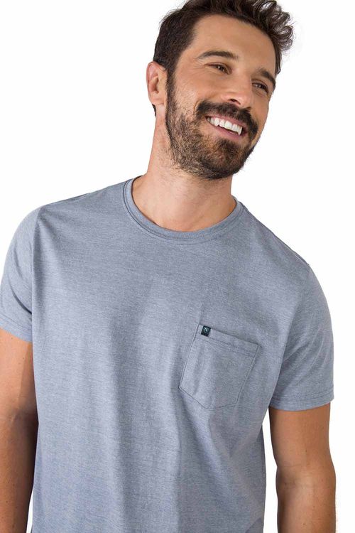 T-Shirt Básica Comfort Mescla Com Bolso Azul Jeans