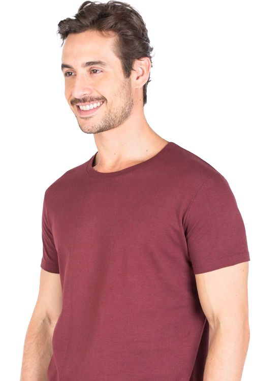 T-Shirt Básica Premium Fit Vinho