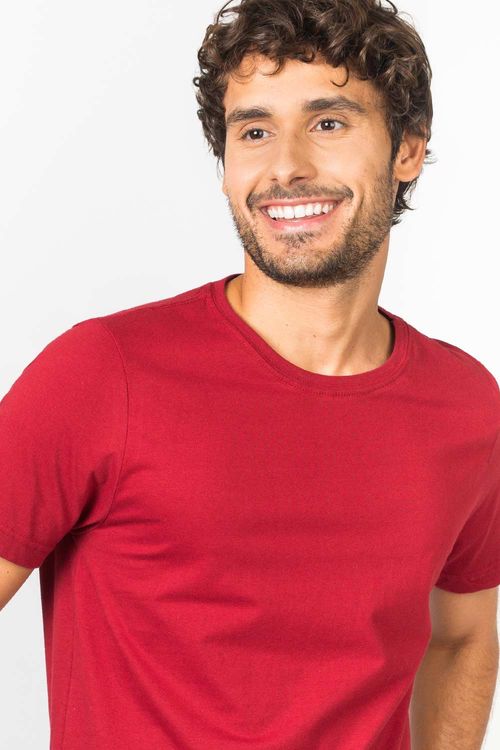 T-Shirt Básica Fit Vermelho Escuro