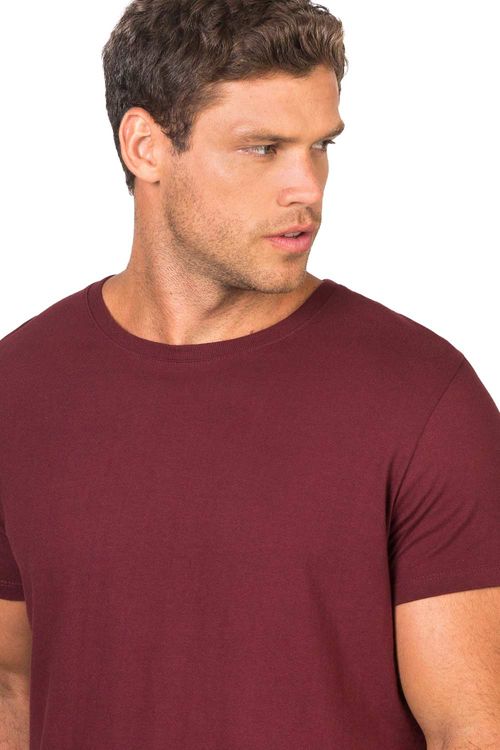 T-Shirt Básica Fit Premium Sem Costura Vinho