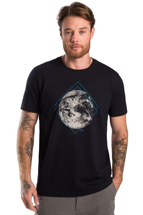 T-Shirt Estampada Lua Preta