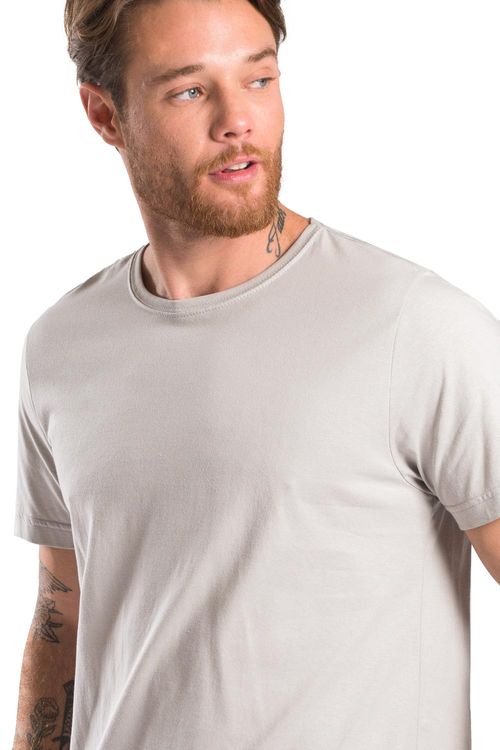 T-Shirt Básica Fit Cinza