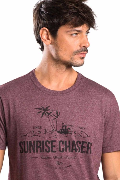 T-Shirt Estampada Summer Vinho