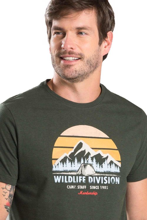 T-Shirt Estampa Verde Musgo