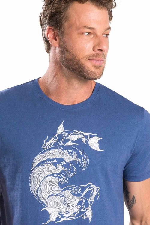 T-Shirt Estampada Relevo  Karpa Azul Jeans