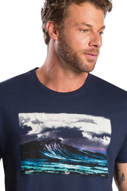 T-Shirt Estampada Ondas Azul Marinho