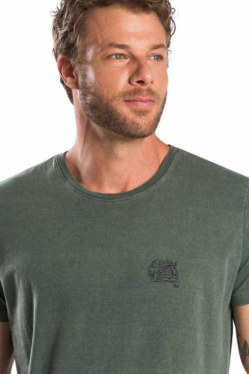 T-Shirt Estampada Estonada Aventura Verde Militar