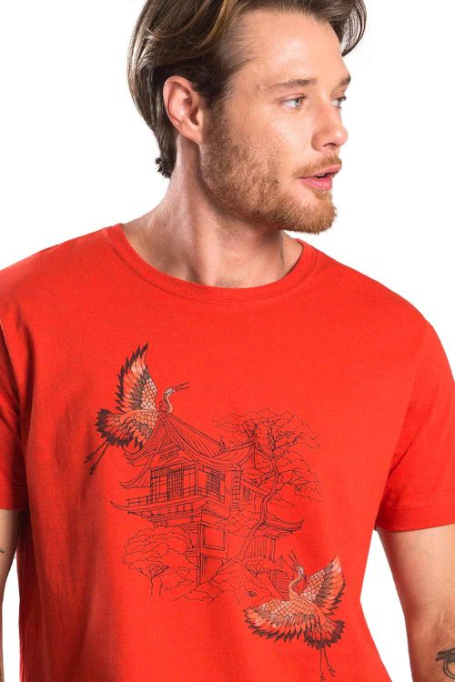 T-Shirt Estampada Templo Chinês Vermelha