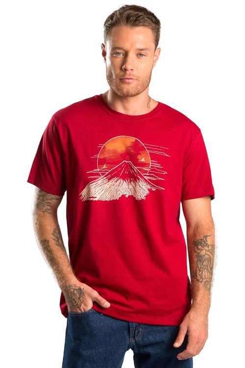 T-Shirt Estampada Monte Fuji Vermelha Escura