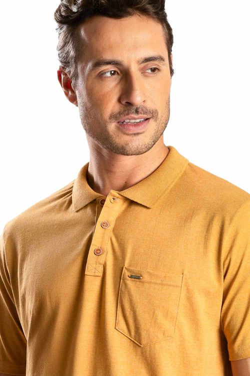 Polo Básica Fit Com Bolso Mostarda