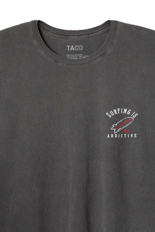 T-Shirt Estampada Stone Addictive Urfing Grafite