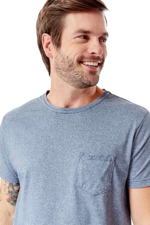 T-Shirt Com Detalhe No Bolso Azul