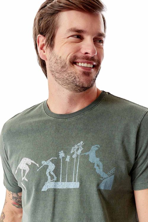 T-Shirt Estampada Stone Maneuvers Verde Militar