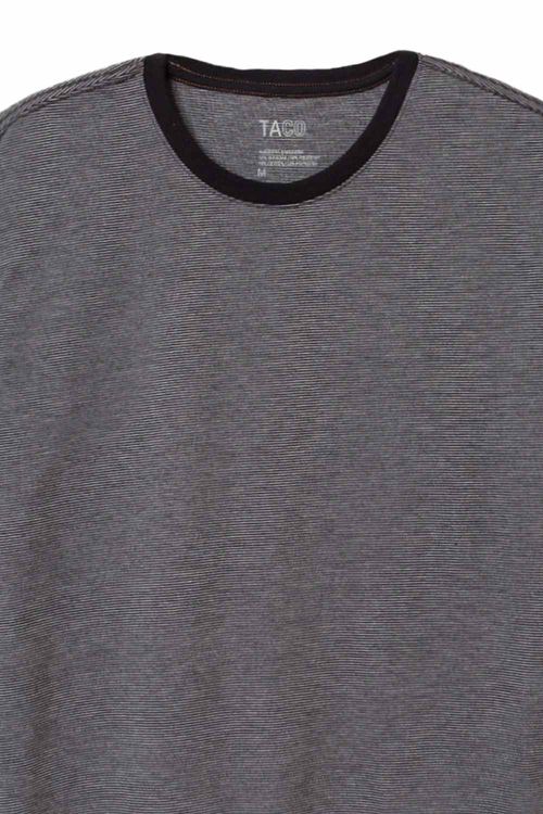 T-Shirt Listrada Preta
