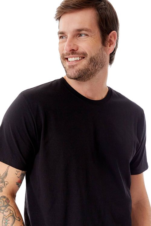 T-Shirt Básica Comfort Preto
