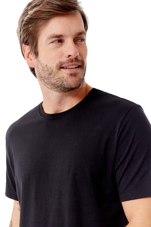 T-Shirt Básica Comfort Preta