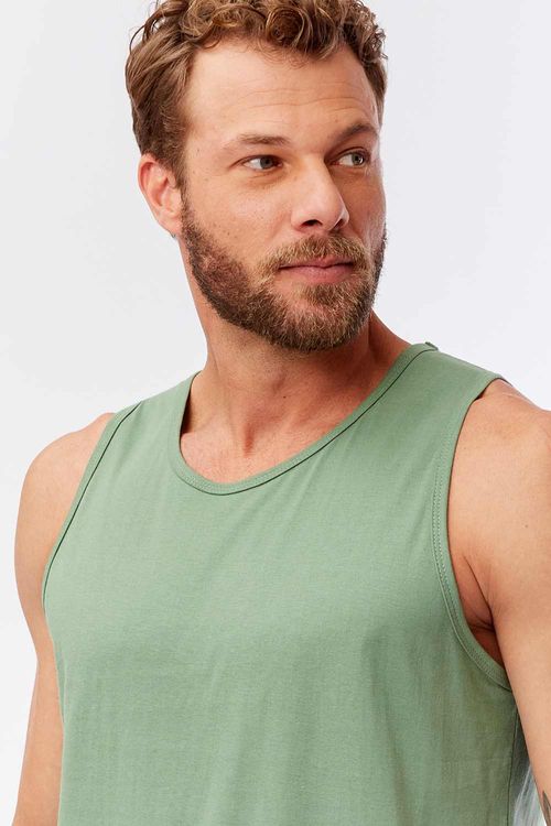 Regata Básica Verde Militar