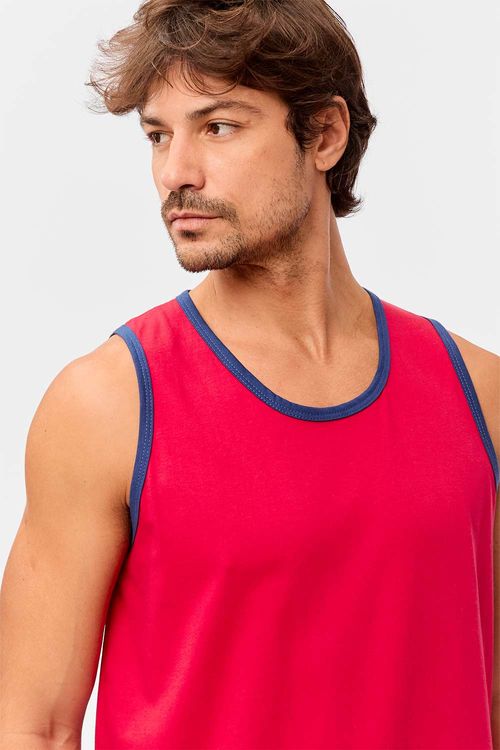 Regata Básica Vermelha