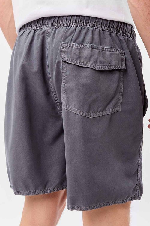 Short Liso Com Patch Azul Marinho