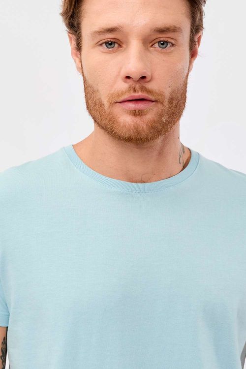 T-Shirt Básica Premium Fit Sem Costura Azul Claro