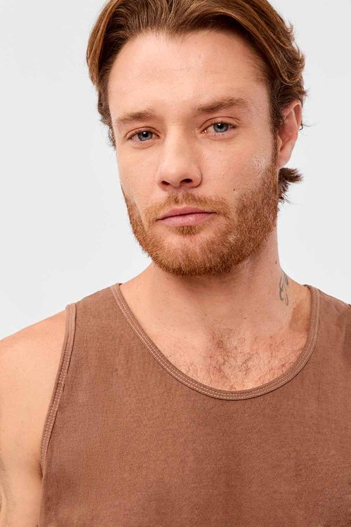 Regata Básica Estonada Marrom