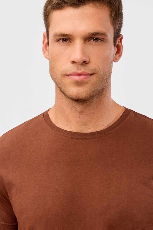 T-Shirt Básica Fit Marrom