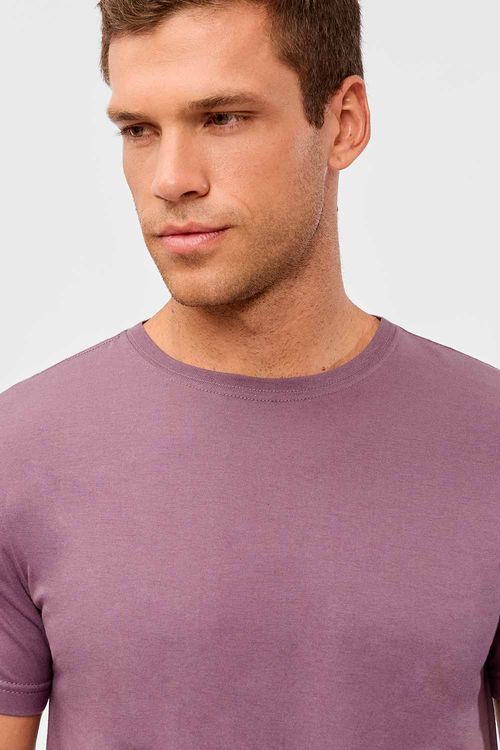 T-Shirt Básica Fit Roxa