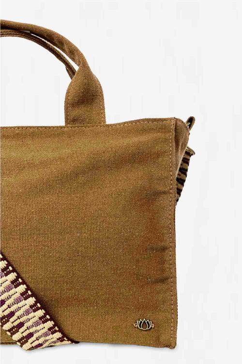 Bolsa Alça Bordada Camel