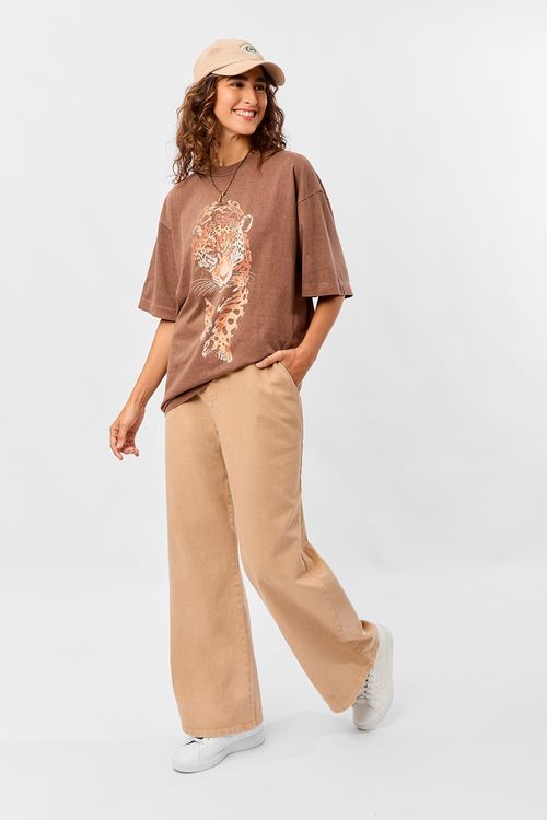 Blusa Estampada Oversized Onça Empoderada Marrom