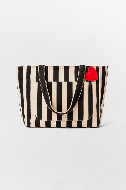 Bolsa Listras Coração Preta/Branca