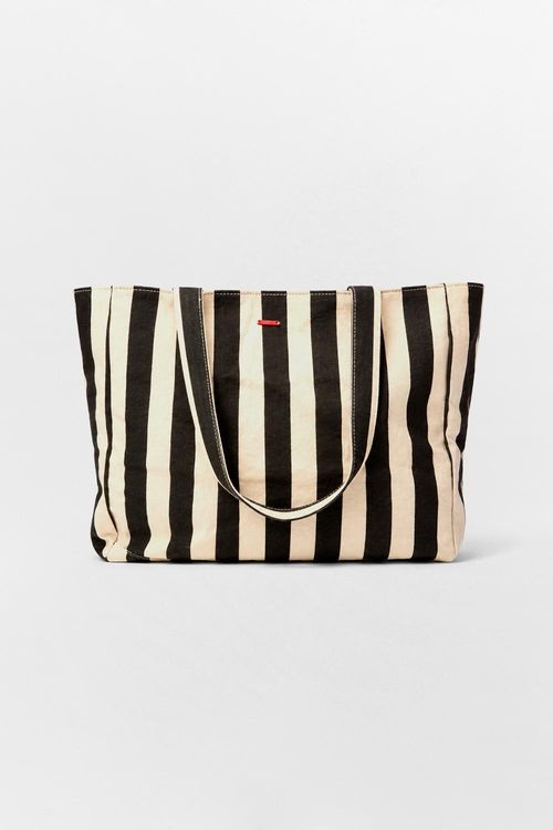 Bolsa Listras Coração Preta/Branca