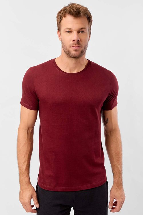 T-Shirt Básica Premium Fit Sem Costura Lateral Vinho