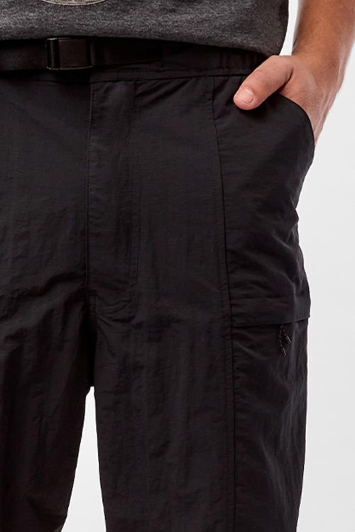 Bermuda Walkshort Cargo Tech Preta