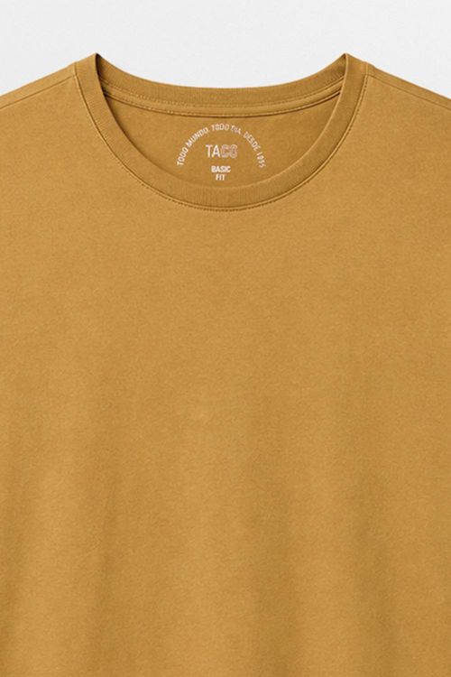 T-Shirt Básica Fit Mostarda
