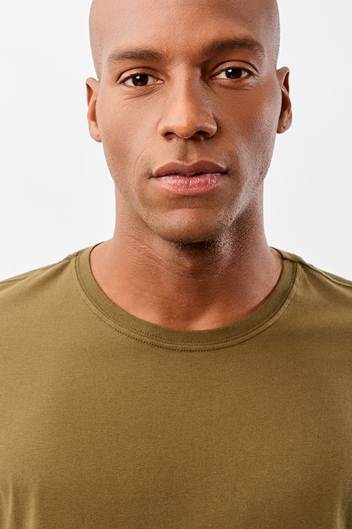 T-Shirt Básica Fit Verde Musgo