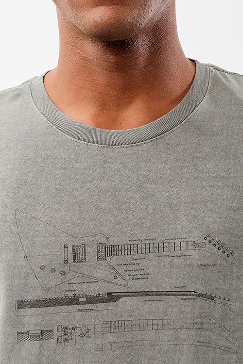 T-Shirt Estampada Stone Guitar Blueprint Grafite