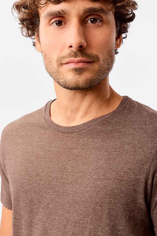 T-Shirt Básica Premium Fit Sem Costura Lateral Cafe