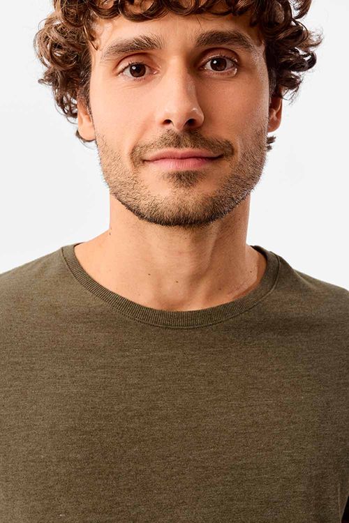 T-Shirt Básica Premium Fit Sem Costura Lateral Verde Musgo