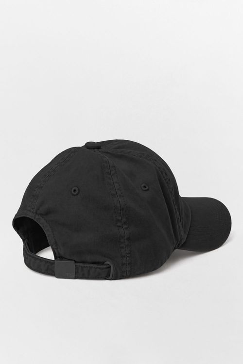Boné Stone Com Etiqueta Preto