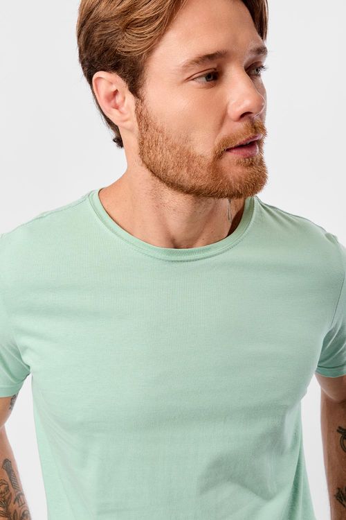 T-Shirt Básica Fit Verde Clara